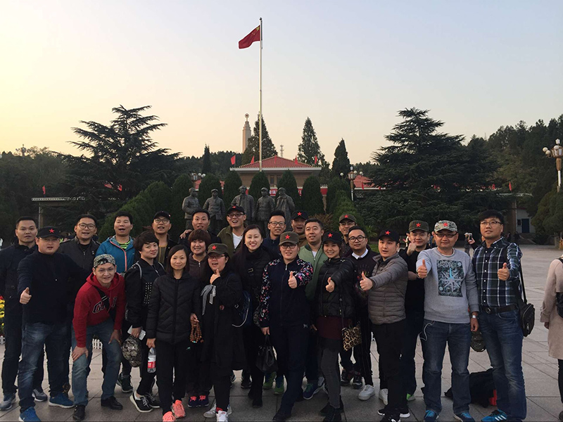 大家合影留念2.jpg